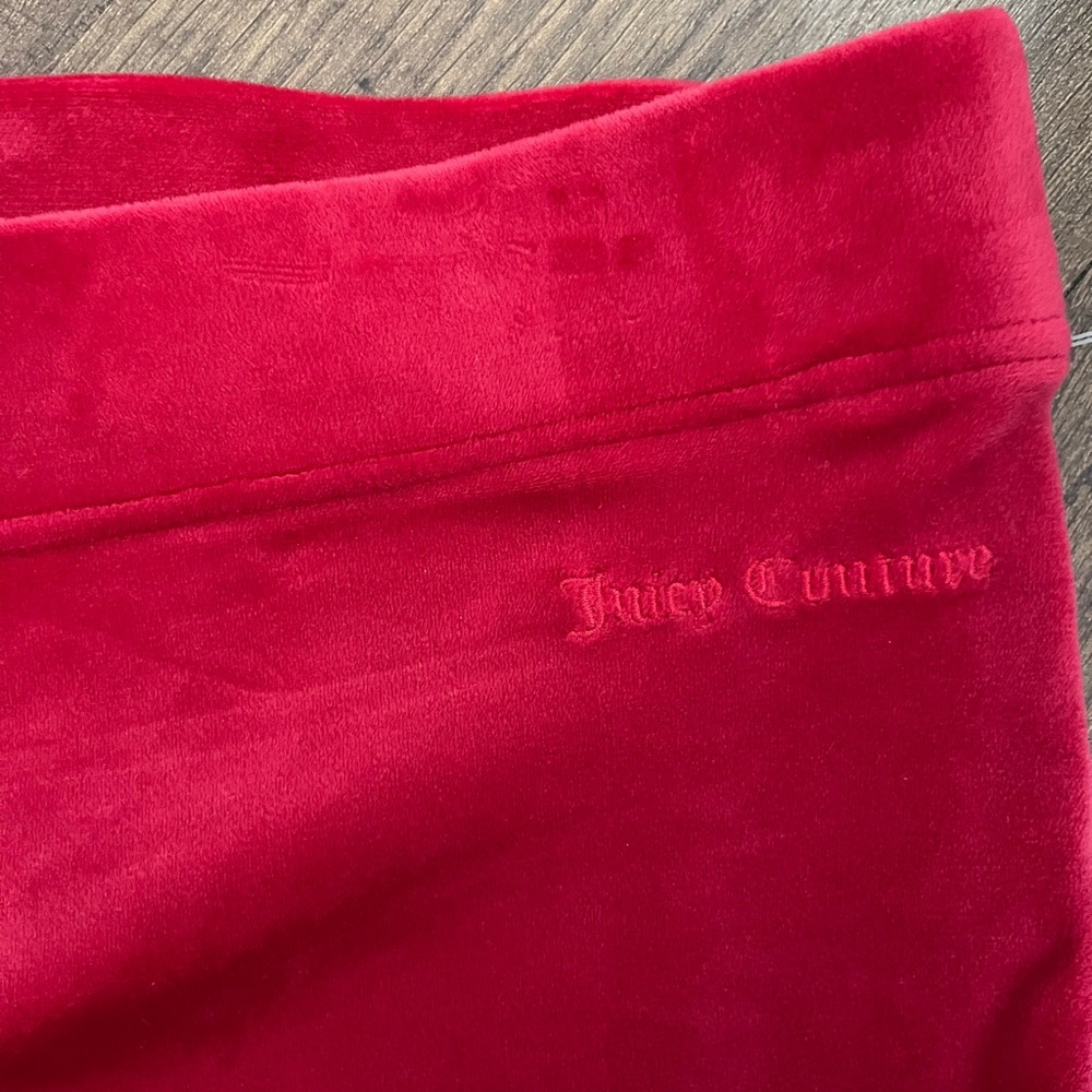 JUICY COUTURE SWEATS!!!